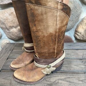 Corral Indie Spirit Hazel distressed Suede Cowgirl Boots 7.5